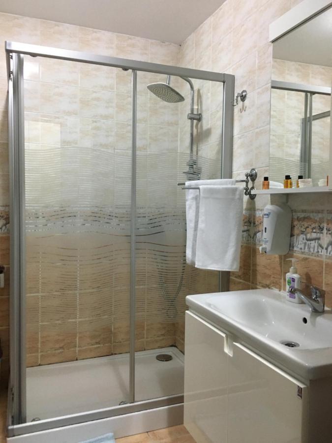 Konak Apart Hotel Istanboel Buitenkant foto